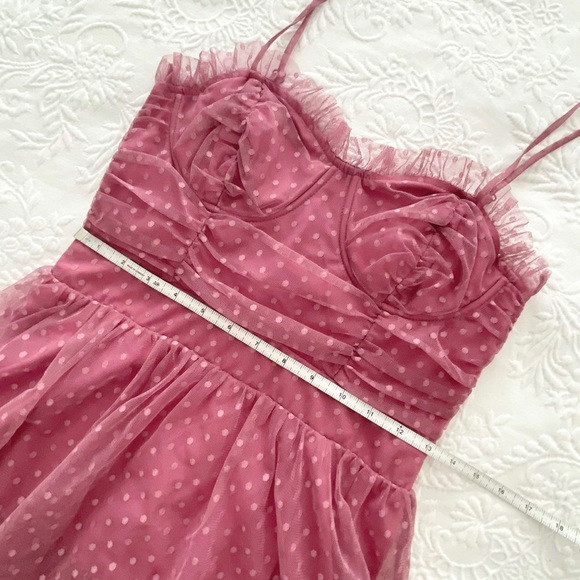 NWOT Lulus Sweetheart Style Mauve Polka Dot Bustier Tiered Midi Dress Small - Picture 11 of 12